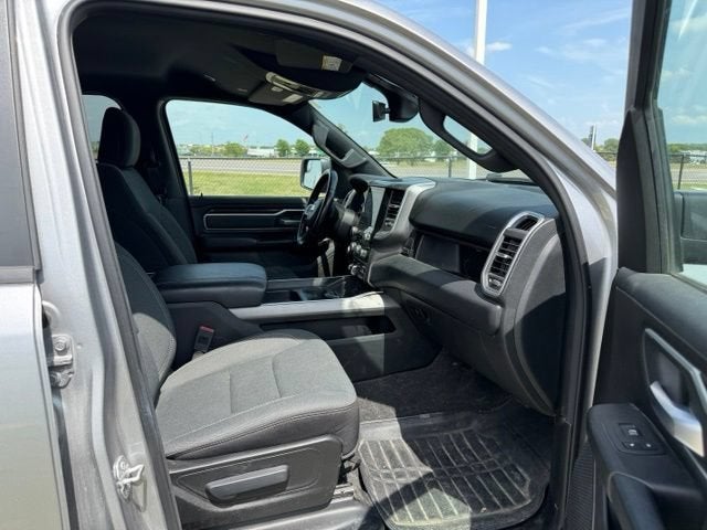 2022 RAM 1500 Big Horn Crew Cab 4x4 5'7" Box