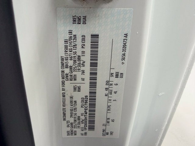 2023 Ford Super Duty F-550 DRW XL