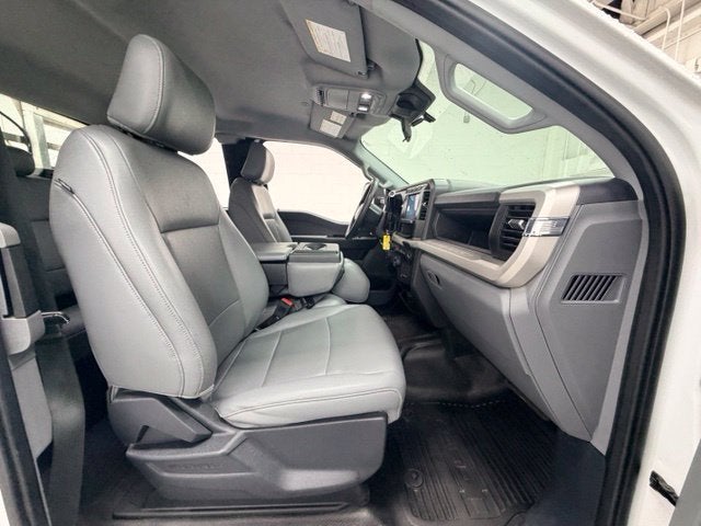 2023 Ford Super Duty F-550 DRW XL