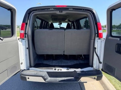 2025 Chevrolet Express Cargo WT