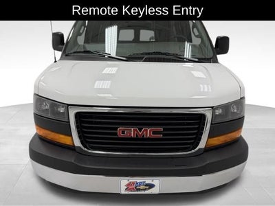 2025 GMC Savana Passenger LT