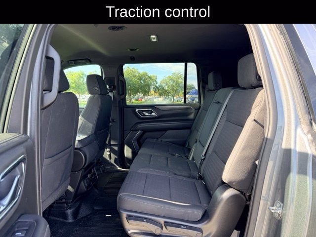 2021 Chevrolet Suburban Commercial