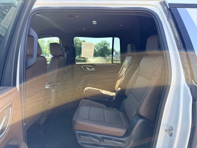 2022 Chevrolet Suburban High Country