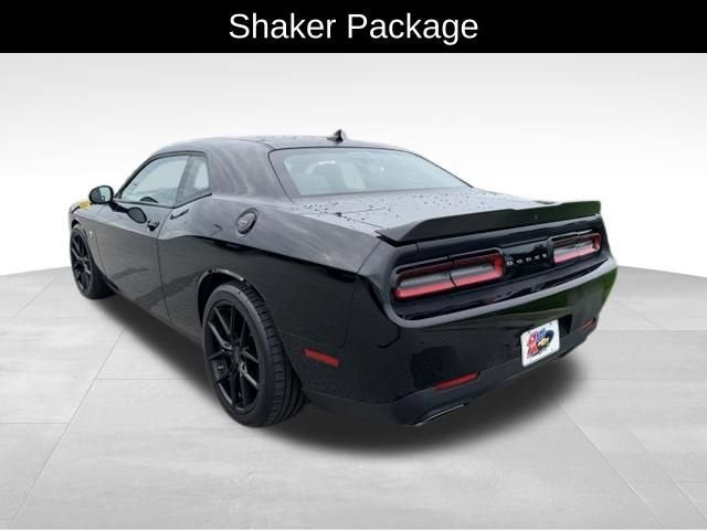 2016 Dodge Challenger 392 Hemi Scat Pack Shaker