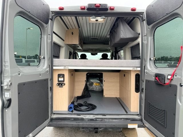 2025 RAM ProMaster Cargo Van SLT+