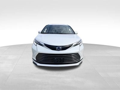 2025 Toyota Sienna Limited