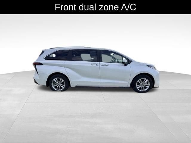 2025 Toyota Sienna Limited