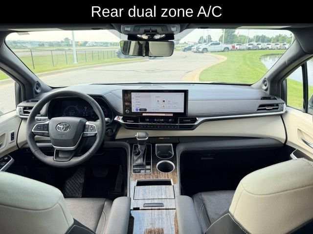 2025 Toyota Sienna Limited