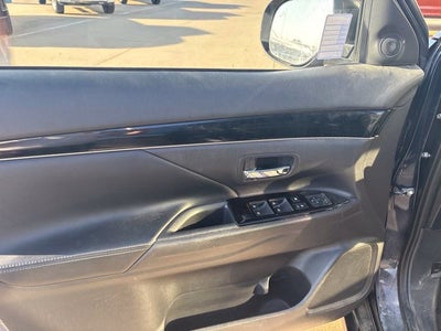 2019 Mitsubishi Outlander ES