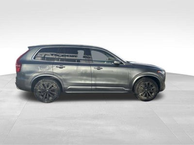 2020 Volvo XC90 T5 Momentum 7 Passenger