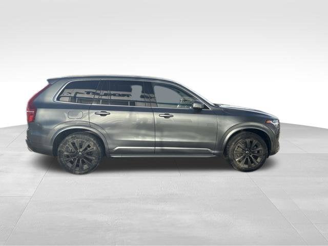 2020 Volvo XC90 T5 Momentum 7 Passenger