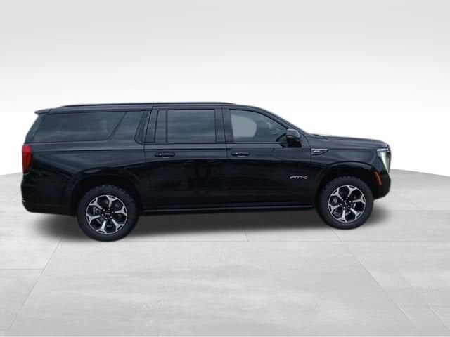 2025 GMC Yukon XL AT4