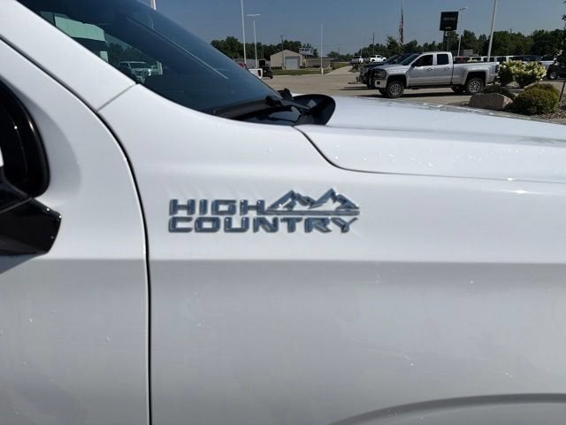 2024 Chevrolet Suburban High Country