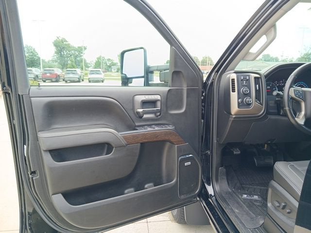 2017 GMC Sierra 2500 HD Denali
