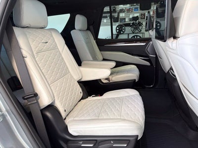 2025 Cadillac Escalade Premium Luxury Platinum