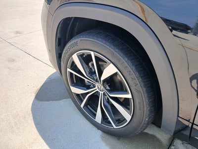 2024 Volkswagen Atlas 2.0T SEL Premium R-Line
