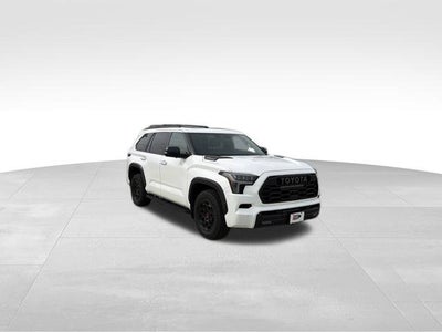 2024 Toyota Sequoia SR5