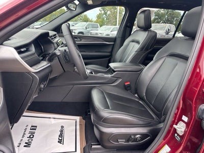 2024 Jeep Grand Cherokee L Limited 4x4