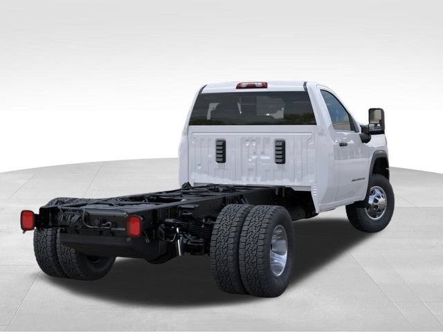 2026 GMC Sierra 3500 HD Chassis Cab Pro