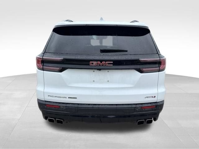2024 GMC Acadia AT4