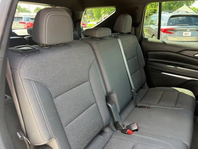 2024 Chevrolet Traverse LS