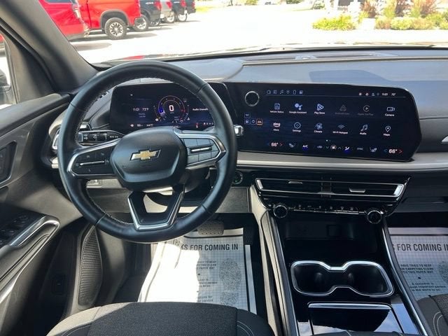 2024 Chevrolet Traverse LS