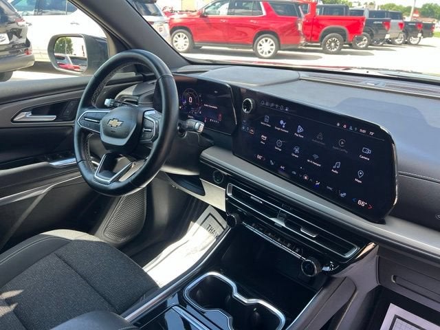2024 Chevrolet Traverse LS