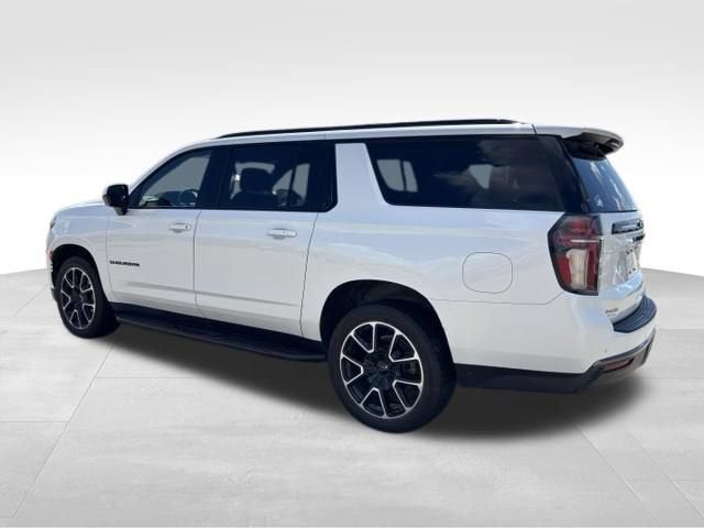 2023 Chevrolet Suburban RST