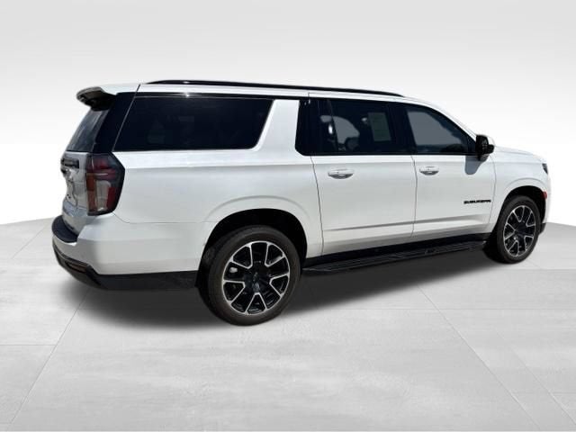 2023 Chevrolet Suburban RST