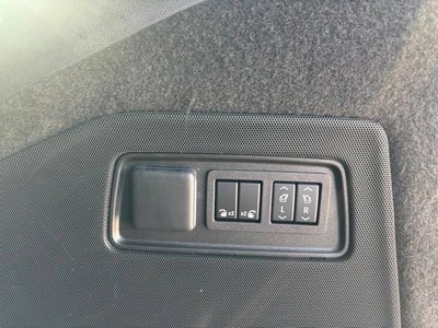 2024 Cadillac Escalade ESV Premium Luxury