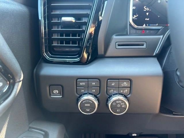 2026 GMC Sierra 1500 AT4 - Photo 17