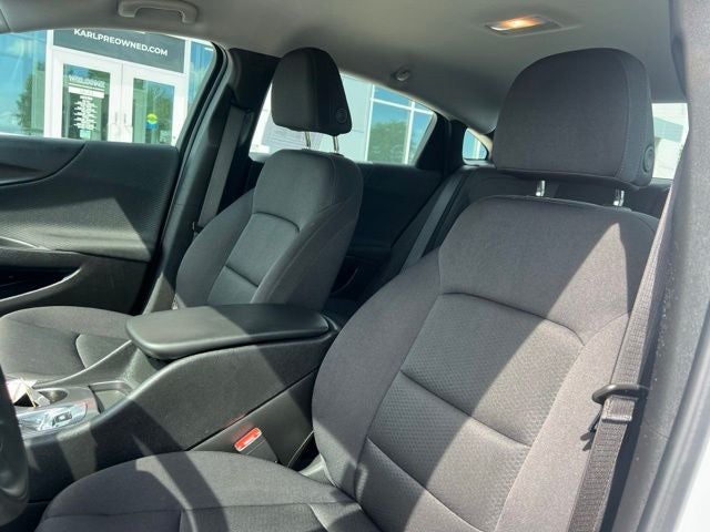 2024 Chevrolet Malibu LS 1FL