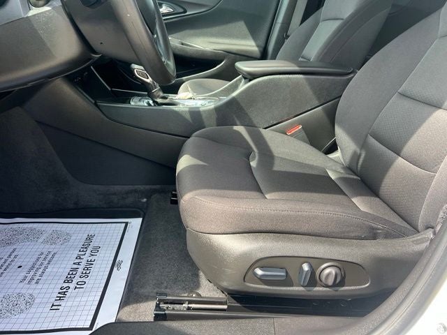 2024 Chevrolet Malibu LS 1FL